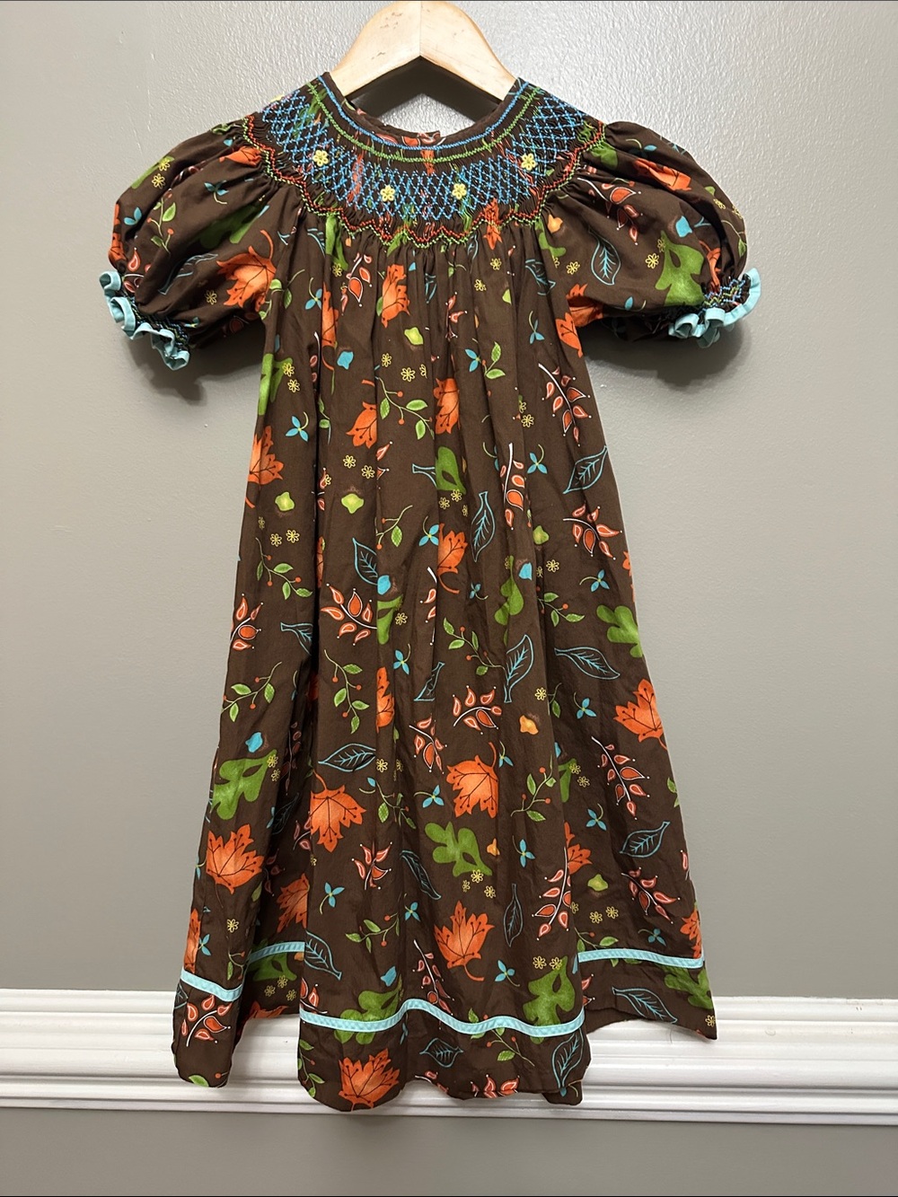Mom & Me fall print smocked dress Sz 6